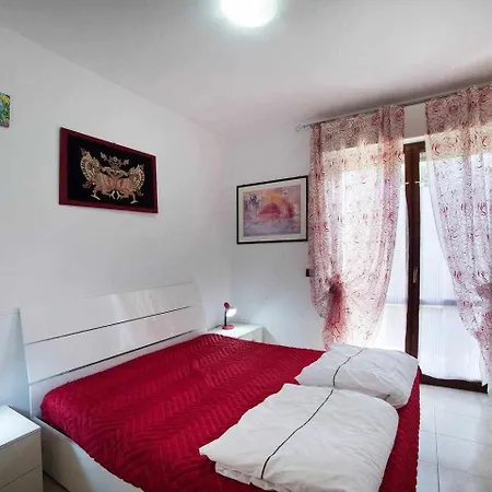 Mokyd13-piscina, Wifi, Giardino,garage Appartamento *
