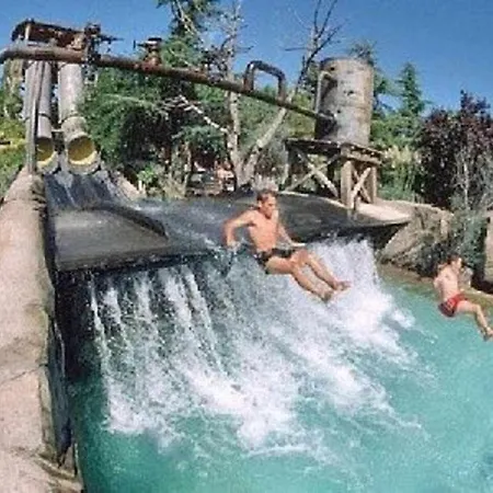 Mokyd13-piscina, Wifi, Giardino,garage Daire