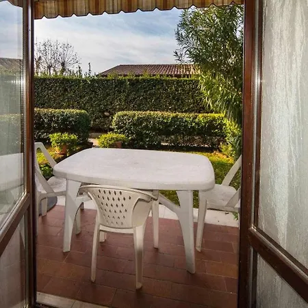 Daire Mokyd13-piscina, Wifi, Giardino,garage *