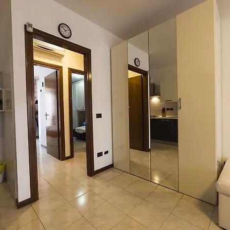 Daire Mokyd13-piscina, Wifi, Giardino,garage *