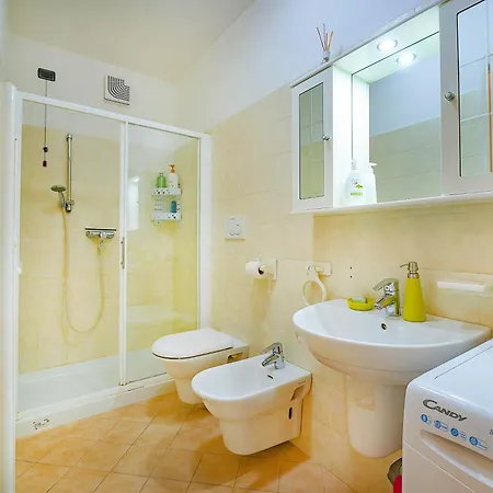 Mokyd13-piscina, Wifi, Giardino,garage *