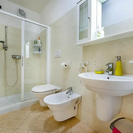 Mokyd13-piscina, Wifi, Giardino,garage