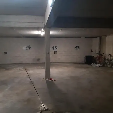 Mokyd13-piscina, Wifi, Giardino,garage Λατζίζε