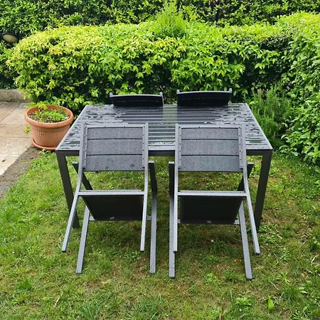 Mokyd13-piscina, Wifi, Giardino,garage *